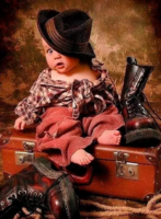 Без бренда «Малыш на красном чемодане» в Омске 